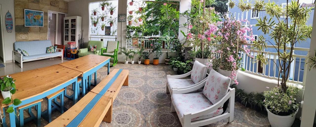 Inni Homestay Malang Ngoại thất bức ảnh