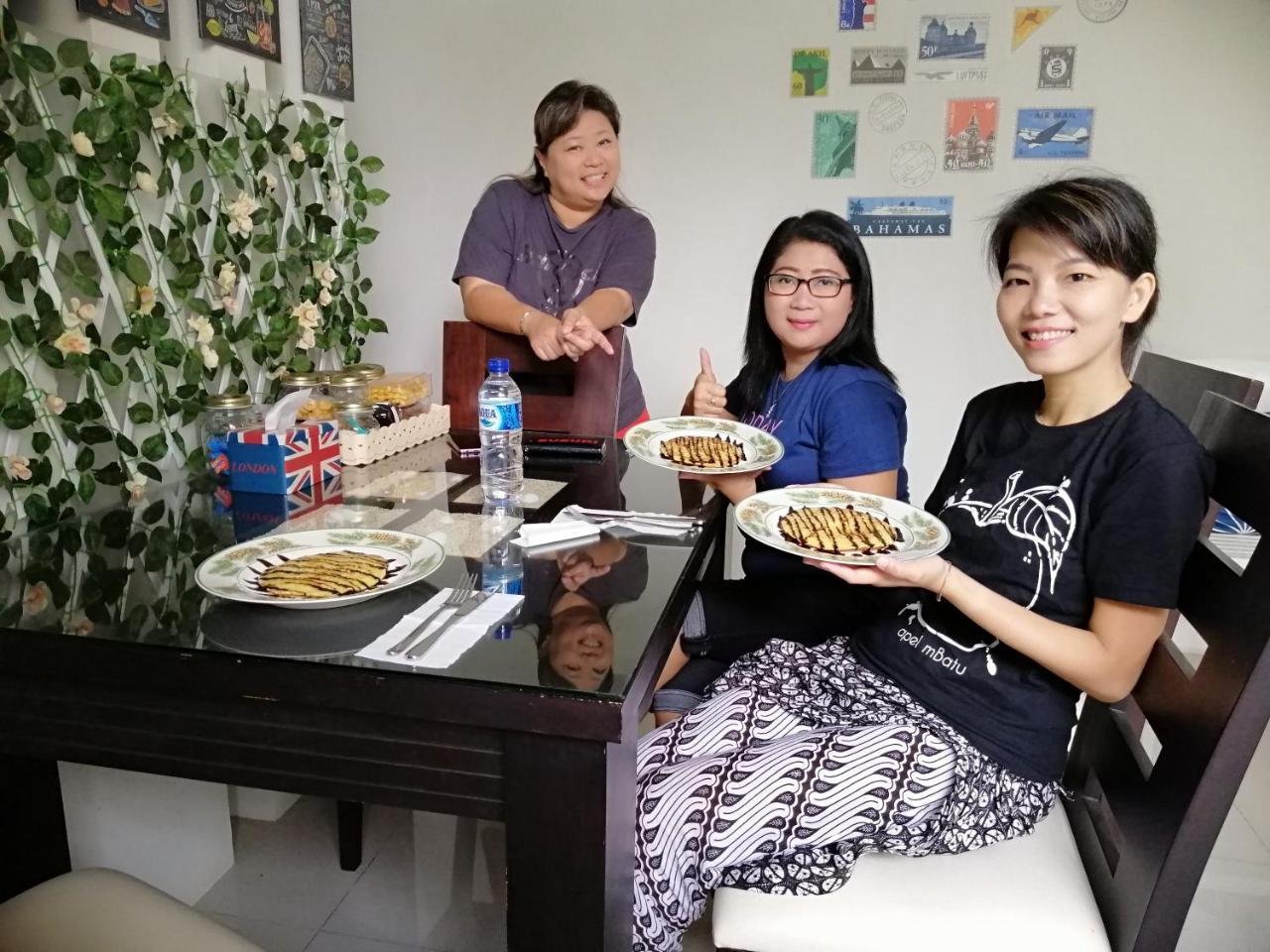 Inni Homestay Malang Ngoại thất bức ảnh
